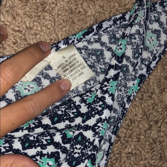 Romper - Picture 3 of 4